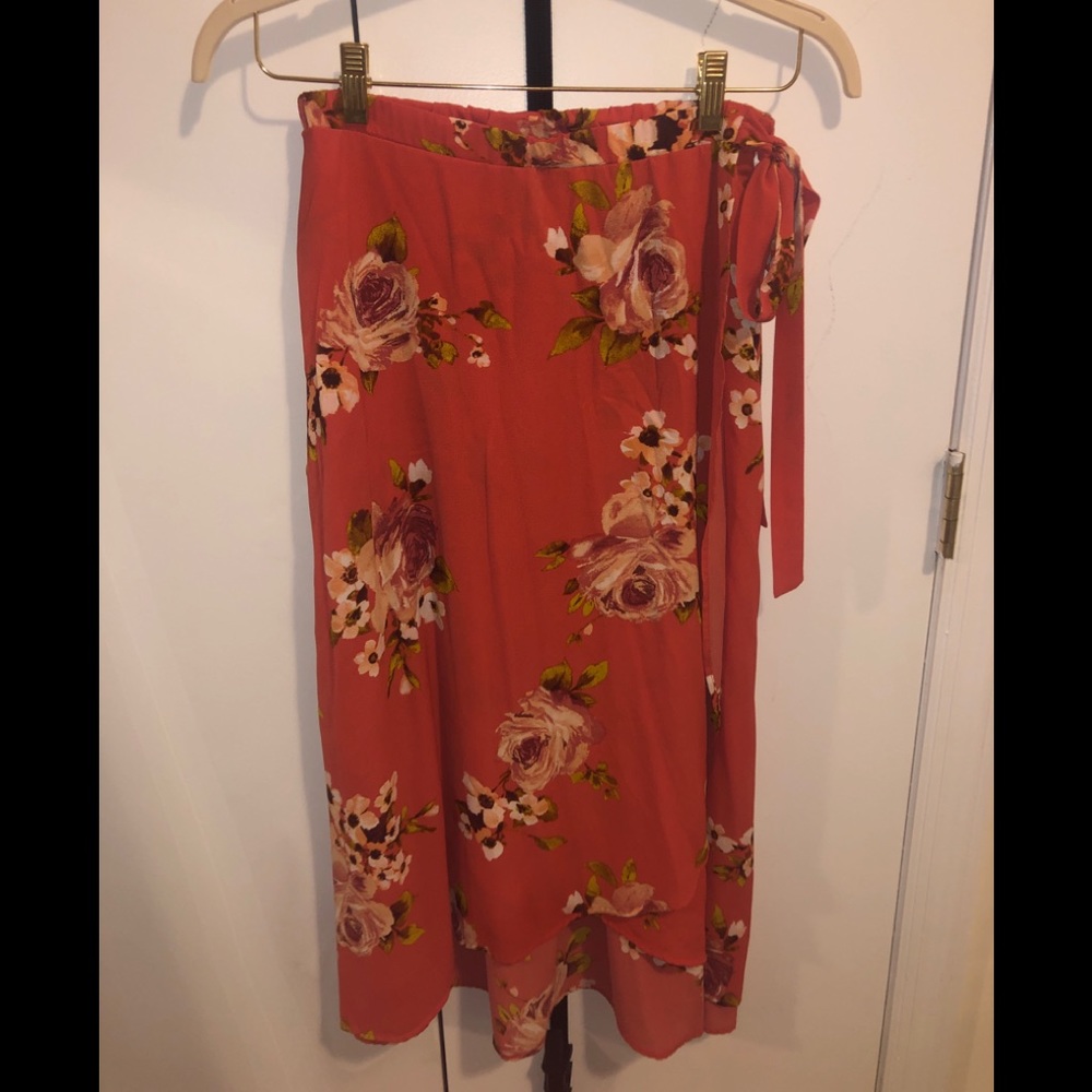 💚Bobeau Coral Floral Wrap Maxi Skirt Size Medium